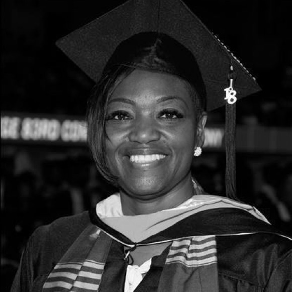 Meet your Posher, Tiffany - Picture 1 of 1